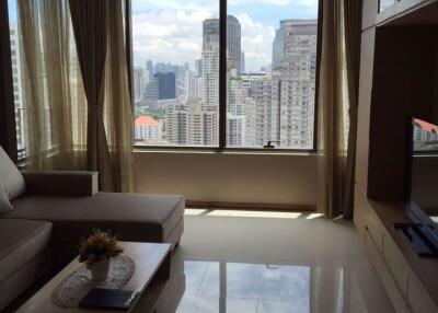 2 bed Condo in The Emporio Place Khlongtan Sub District C06596