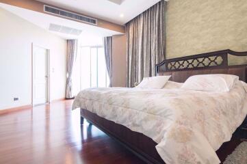 4 bed Condo in Supalai Wellington Huai Khwang Sub District C06587