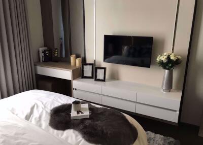 2 bed Condo in The XXXIX by Sansiri Watthana District C06574