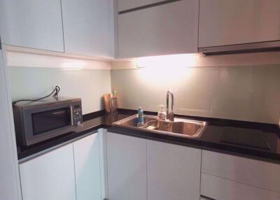 2 bed Condo in Bright Sukhumvit 24 Khlongtan Sub District C06561