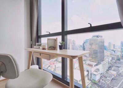 1 bed Condo in Ashton Chula - Silom Mahaphruettharam Sub District C06542