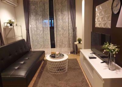 2 bed Condo in Chateau In Town Ratchada 10 Huai Khwang Sub District C06528