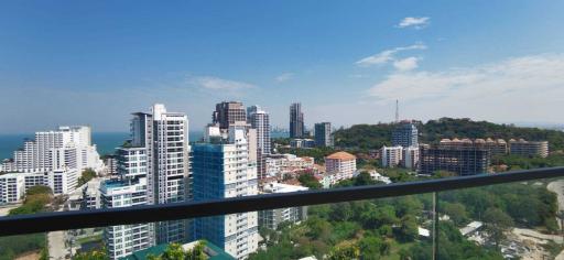 1 Bed The Peak Towers for Sale in Pratumnak