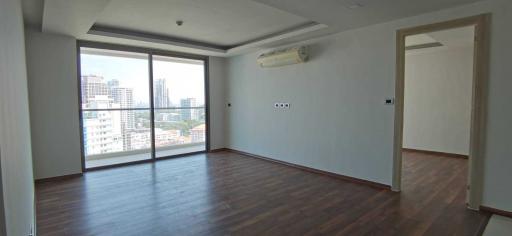 1 Bed The Peak Towers for Sale in Pratumnak