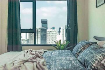 1 bed Condo in Life Asoke Huai Khwang District C06497