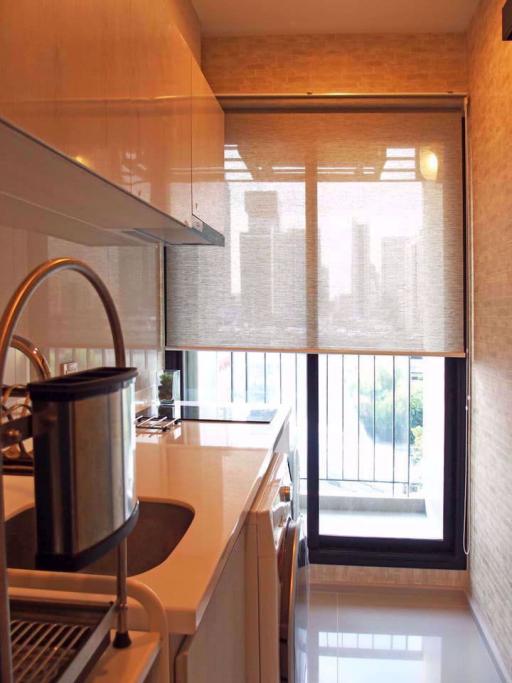 1 bed Condo in Life Asoke Huai Khwang District C06494