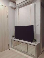 1 bed Condo in Life Asoke Huai Khwang District C06491