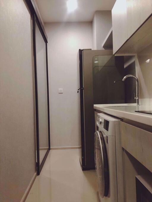 1 bed Condo in Life Asoke Huai Khwang District C06491