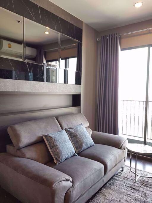 1 bed Condo in C Ekkamai Khlong Tan Nuea Sub District C06484