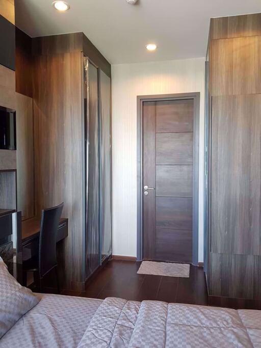 1 bed Condo in C Ekkamai Khlong Tan Nuea Sub District C06484