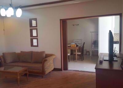 2 bed Condo in Country Complex Bang Na Sub District C06464