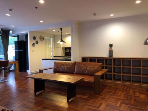 2 bed Condo in The Waterford Park Sukhumvit 53 Watthana District C06451