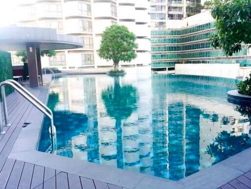 Studio bed Condo in 15 Sukhumvit Residences Khlong Toei Nuea Sub District C06448