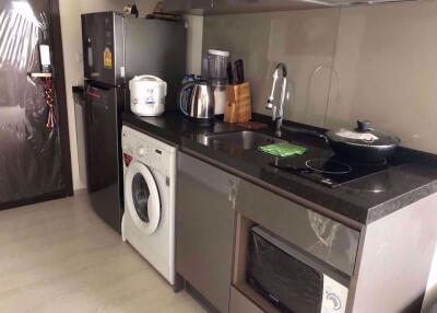 2 bed Condo in Rhythm Asoke Makkasan Sub District C06430