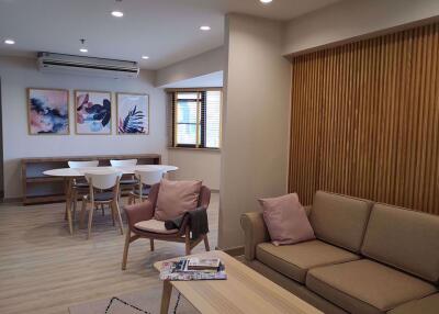 2 bed Condo in Baan Suanpetch Khlong Toei Nuea Sub District C06429