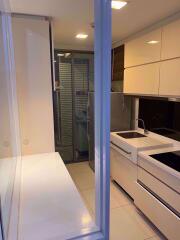 2 bed Condo in The Room Sukhumvit 62 Bangchak Sub District C06413