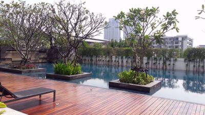 2 bed Condo in The Room Sukhumvit 62 Bangchak Sub District C06413