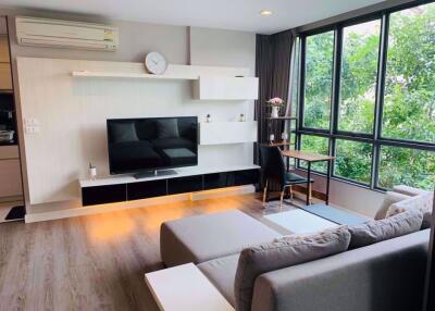 1 bed Condo in The Room Sukhumvit 40 Phra Khanong Sub District C06411