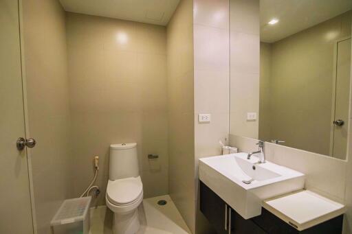 1 ห้องนอน, 1 ห้องน้ำ คอนโด ราคา ฿ 30,000/เดือน