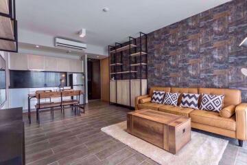 2 bed Condo in The Lofts Ekkamai Phrakhanongnuea Sub District C06374