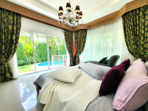 Bang Saray House with Private Pool for Sale