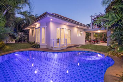 Bang Saray House with Private Pool for Sale