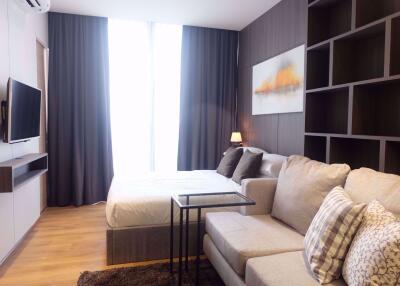 Studio bed Condo in Park Origin Phromphong Khlongtan Sub District C06318