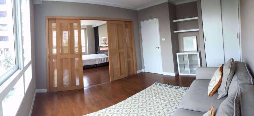 3 bed Condo in Baan Siri Sathorn Suanplu Sathon District C06317