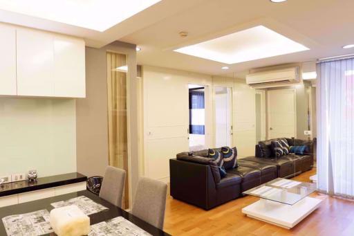 2 bed Condo in The Tempo Ruamrudee Pathum Wan District C06294