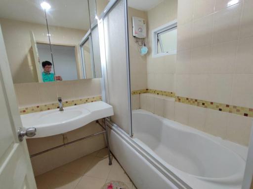 For Rent & Sale Condo Life @ Ratchada, near MRT Ladprao, 1 bedroom, 42sqm, east balcony