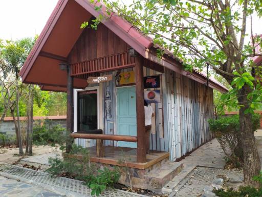 Resort for sale, Suphan Buri, near famous tourist attractions, 21 houses, buildings, hot price