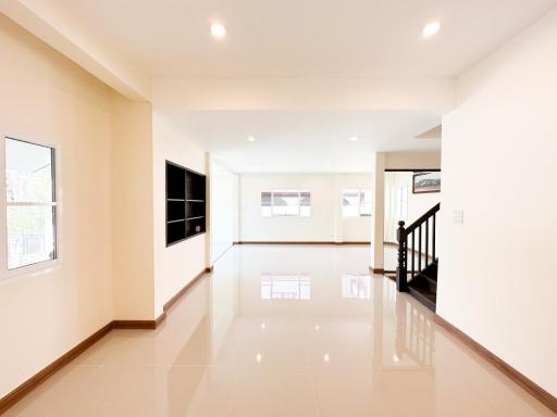 200 Sqm., 3 Beds, 3 Baths House listed for ฿ 7,300,000.