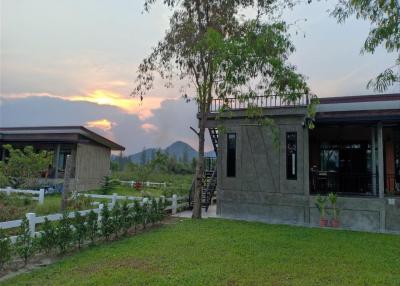 Detached House for sale, 278 sq.wa, Petchburi province, Tha Yang District, mountain view, near tourist attractions