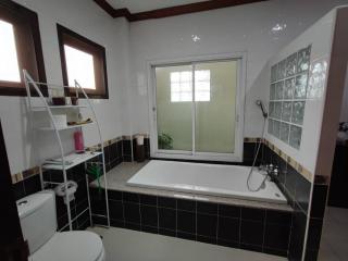 For Sale Single House, Nonthaburi, Wiphawan Village, good location near to Sanambinnam, Central Ratanatibet