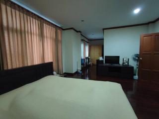 For Sale Single House, Nonthaburi, Wiphawan Village, good location near to Sanambinnam, Central Ratanatibet