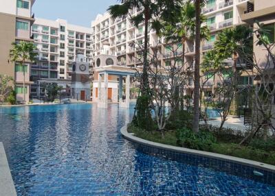 Arcadia Beach Continental in Pattaya for Sale