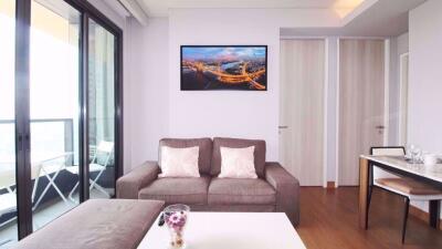 2 bed Condo in The Lumpini 24 Khlongtoei District C06249