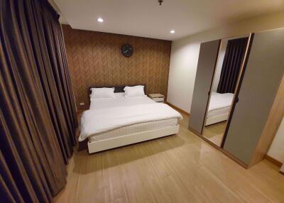 2 bed Condo in Crystal Garden Khlongtoei Sub District C06240