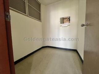 2-Bedrooms Apartment unit - Sukhumvit - Asok