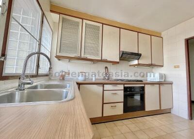 2-Bedrooms Apartment unit - Sukhumvit - Asok