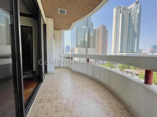 2-Bedrooms Apartment unit - Sukhumvit - Asok