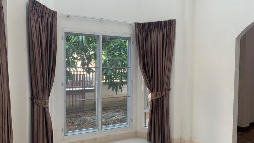 2 Storey House for Sale in Bang Saray