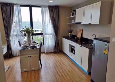 1 bed Condo in Notting Hill The Exclusive CharoenKrung Wat Phraya Krai Sub District C06193