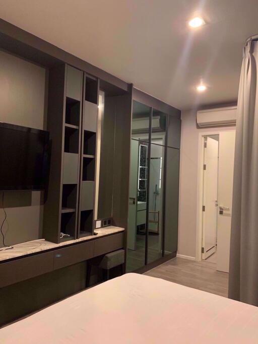 1 bed Condo in The Room Sukhumvit 69 Watthana District C06180