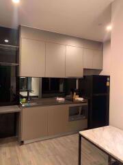 1 bed Condo in The Room Sukhumvit 69 Watthana District C06180