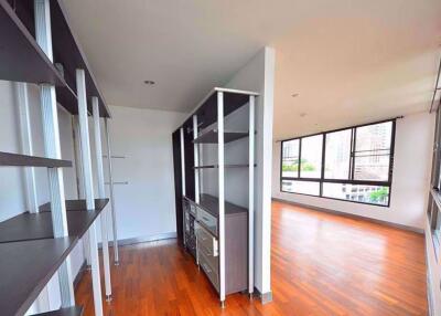 3 bed Penthouse in Prime Mansion Promsri Khlong Tan Nuea Sub District P04318