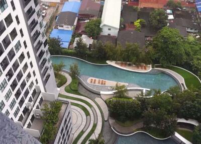 2 bed Condo in IDEO O2 Bang Na Sub District C06138