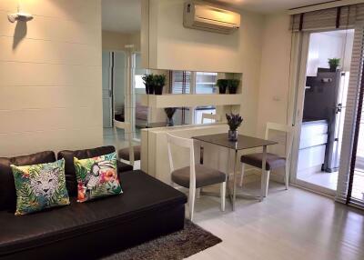 1 bed Condo in The Bangkok Sathorn-Taksin Khlong Ton Sai Sub District C06136