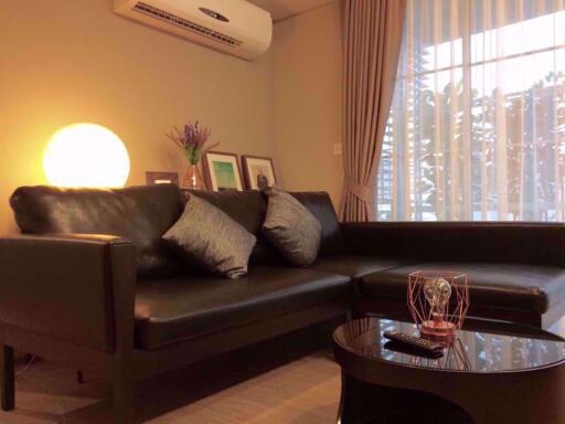 2 bed Condo in Maestro 39 Khlong Tan Nuea Sub District C06130