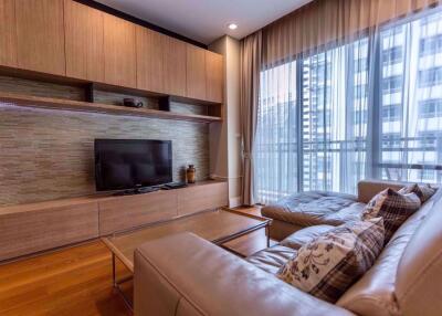 2 bed Condo in Bright Sukhumvit 24 Khlongtan Sub District C06127